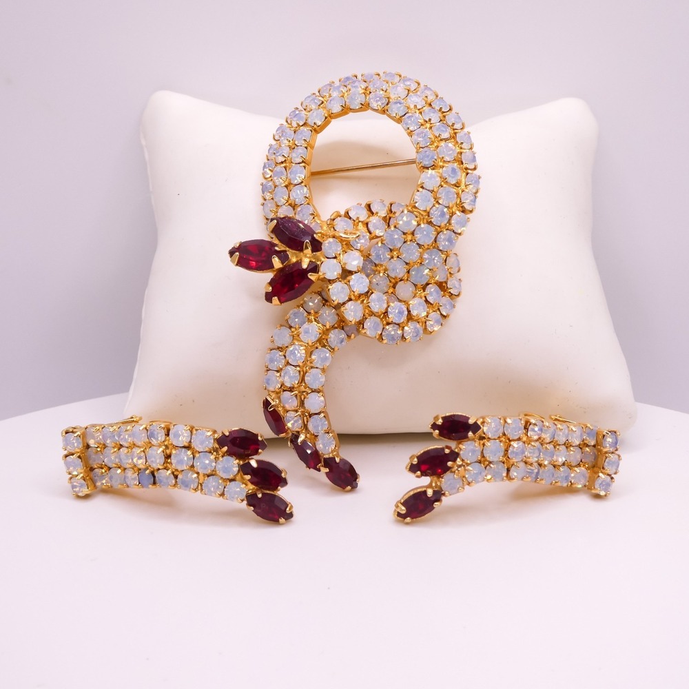 Vintage Opalescent Red Rhinestone 2.6" Swirl Brooch Earring Gold Tone Set